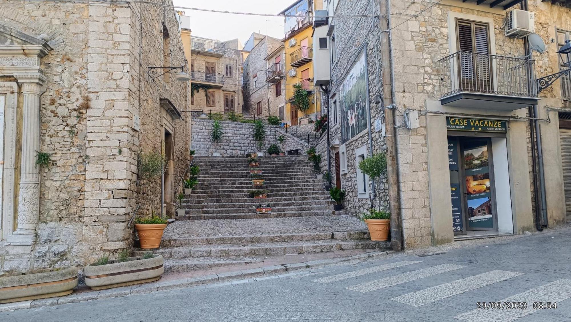 Casa Vacanze Caccamo Santa Lucia Exterior foto