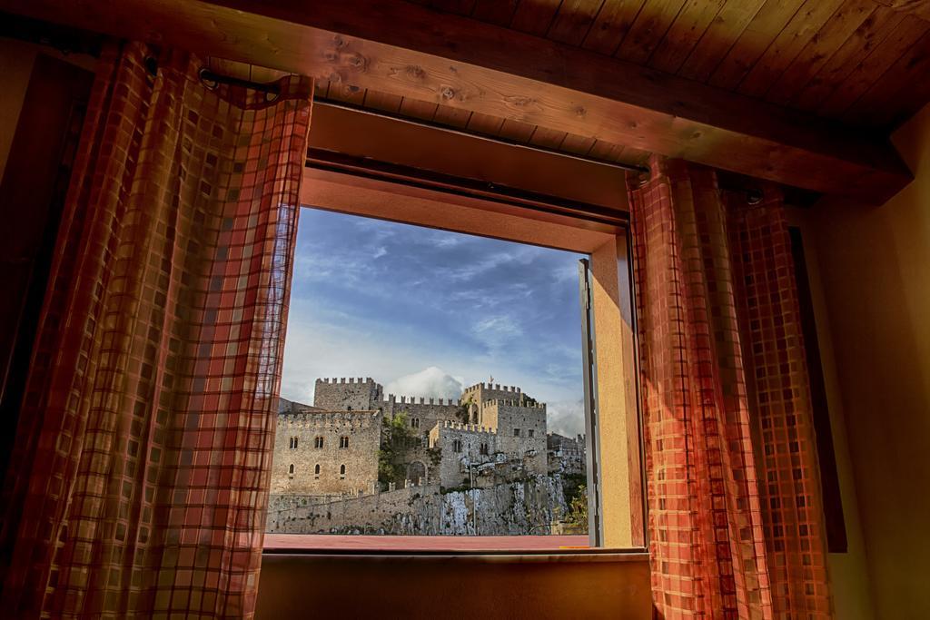 Casa Vacanze Caccamo Santa Lucia Exterior foto